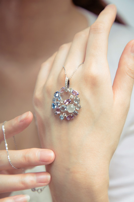 艾灸器的璀璨呈現(xiàn) Aokisym珠寶攝影藝術(shù)